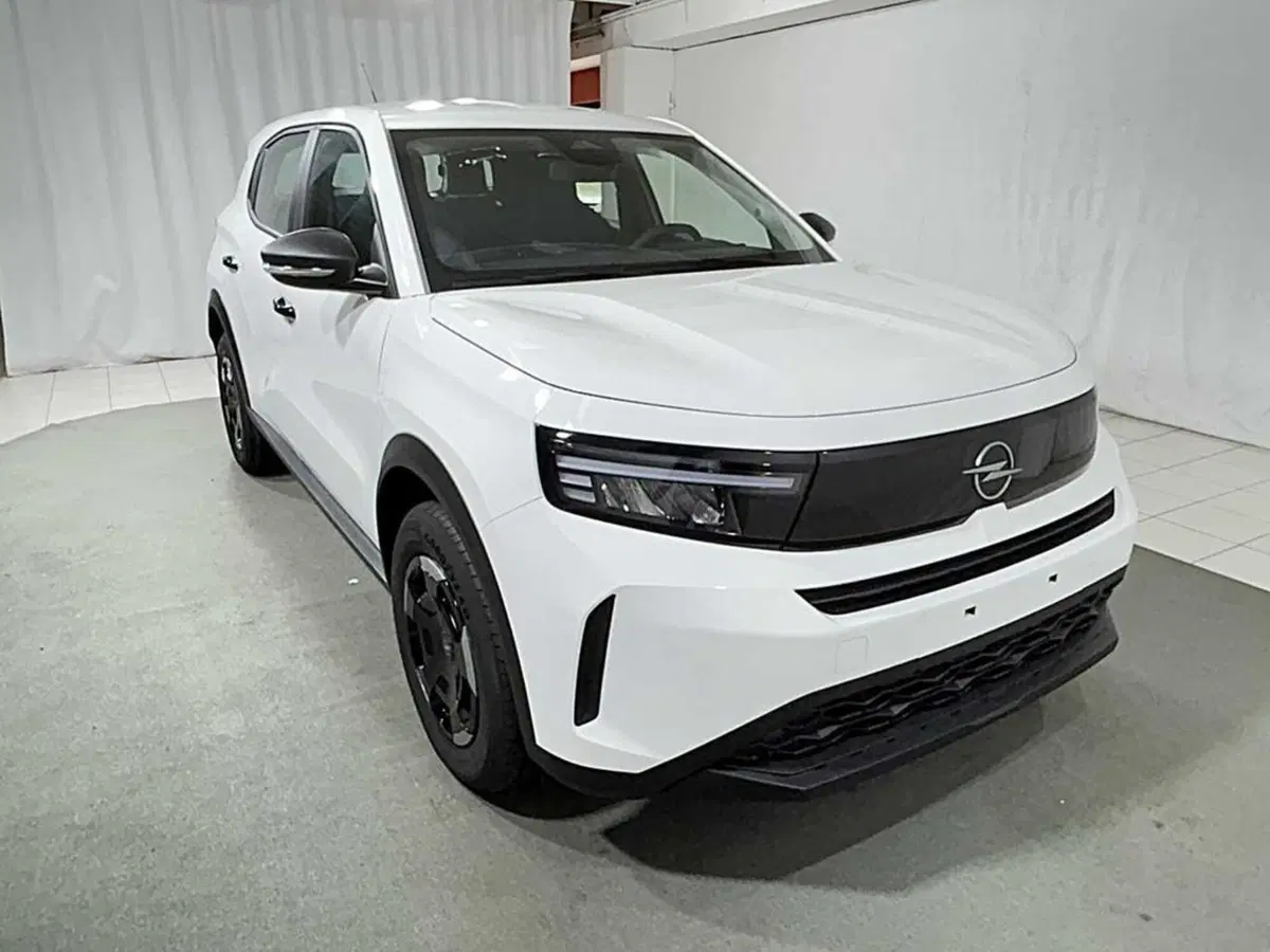 Opel Frontera nuova a Sondrio (7)