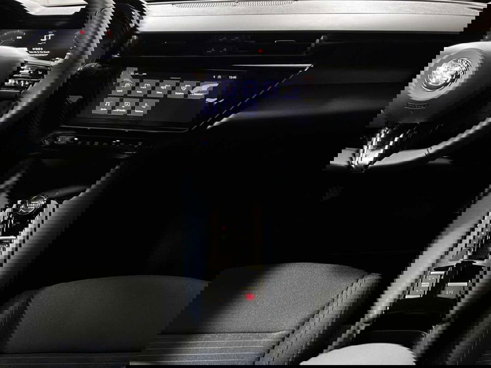 Alfa Romeo Junior nuova a Sondrio (14)