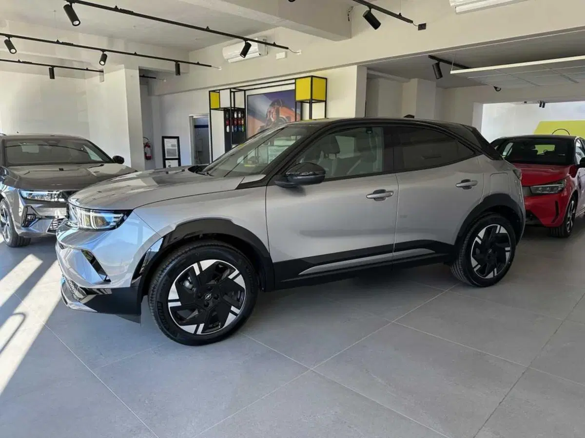 Opel Mokka nuova a Sondrio (2)