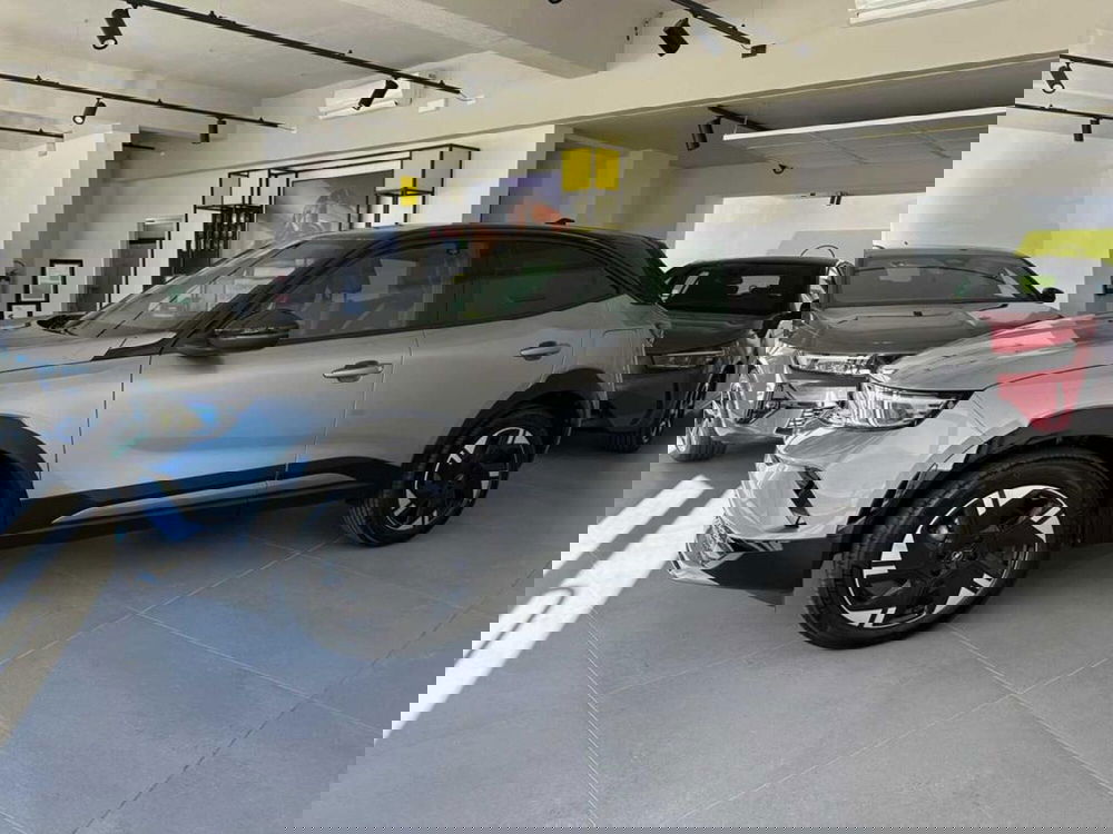 Opel Mokka nuova a Sondrio (2)