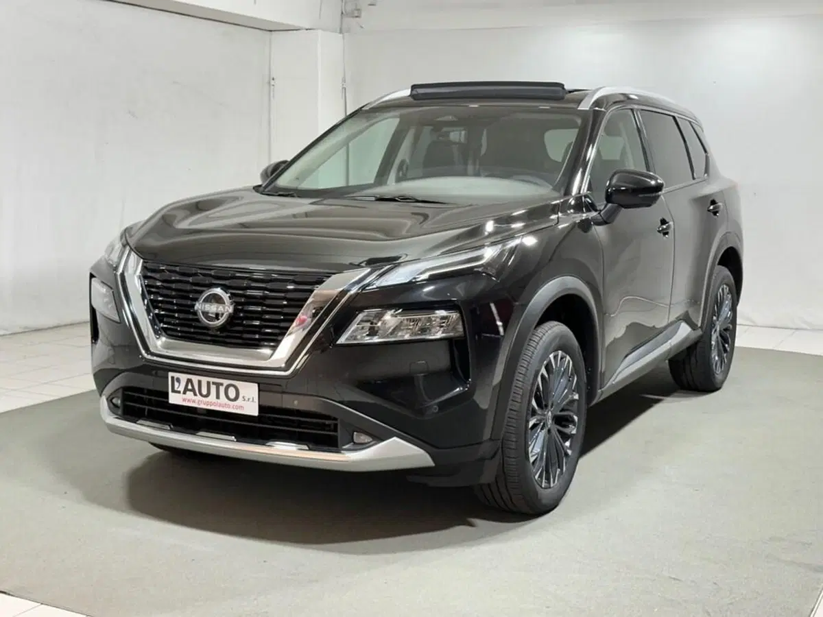 Nissan X-Trail nuova a Sondrio