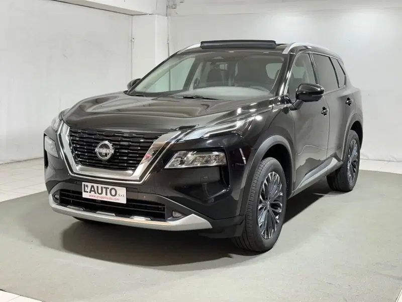 Nissan X-Trail nuova a Sondrio