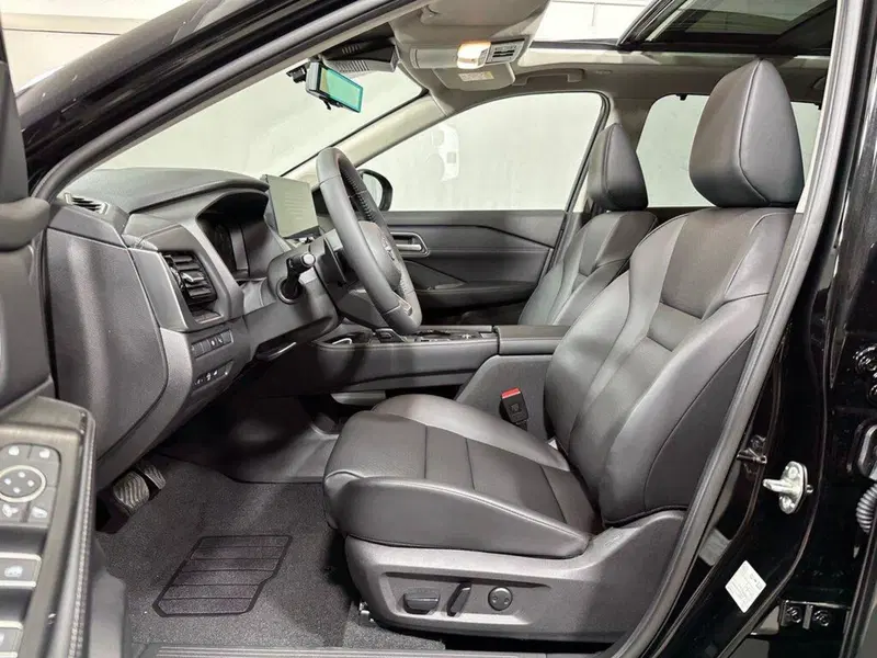 Nissan X-Trail nuova a Sondrio (10)