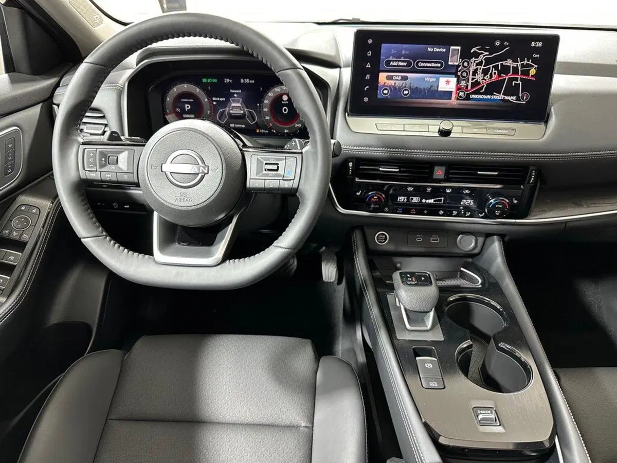 Nissan X-Trail nuova a Sondrio (13)