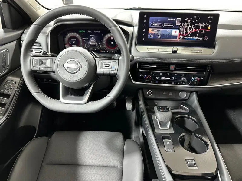 Nissan X-Trail nuova a Sondrio (13)