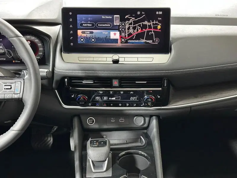Nissan X-Trail nuova a Sondrio (14)