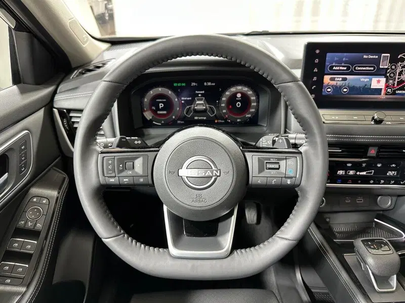 Nissan X-Trail nuova a Sondrio (15)