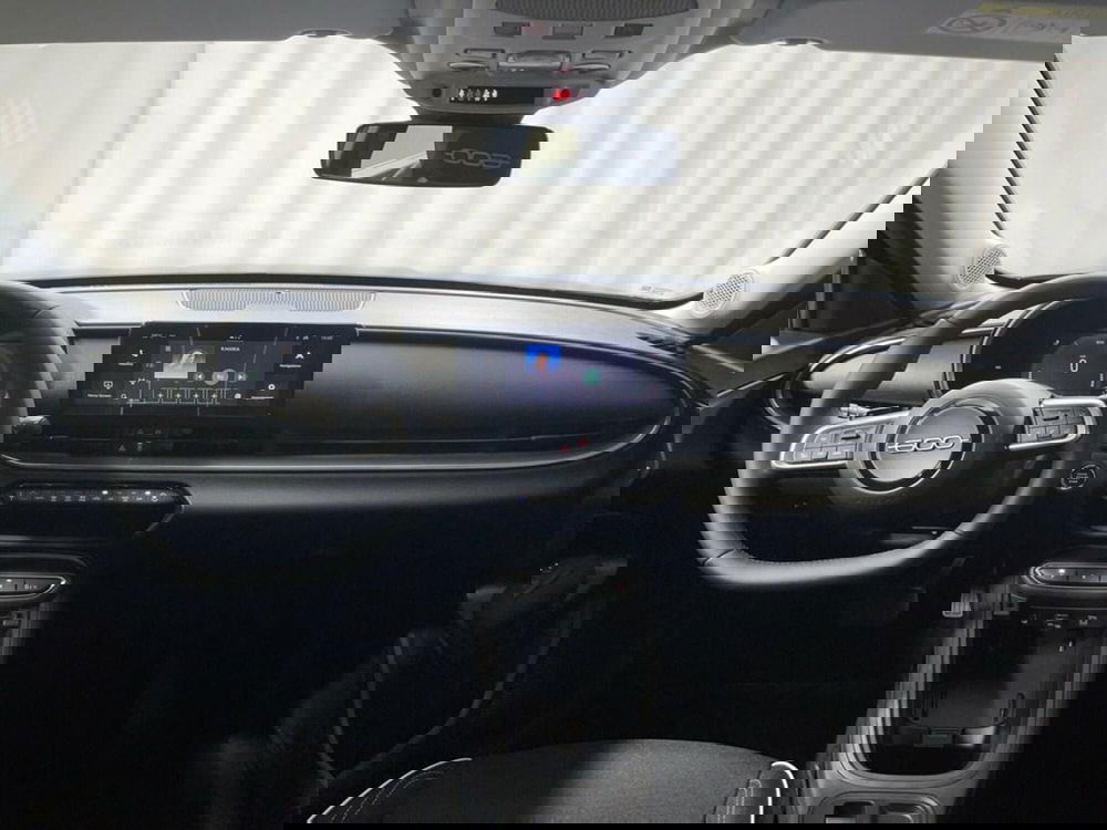 Fiat 600 nuova a Sondrio (12)