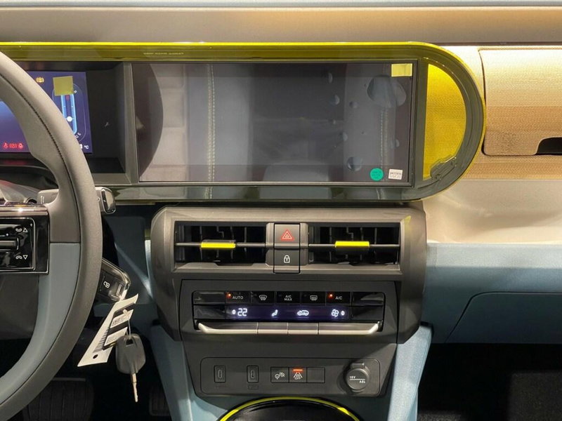 Fiat Grande Panda nuova a Sondrio (12)