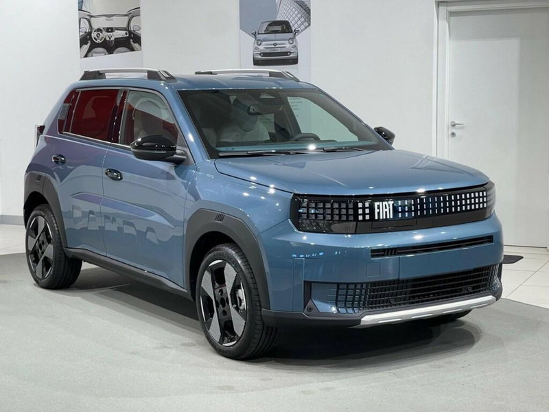 Fiat Grande Panda nuova a Sondrio (7)