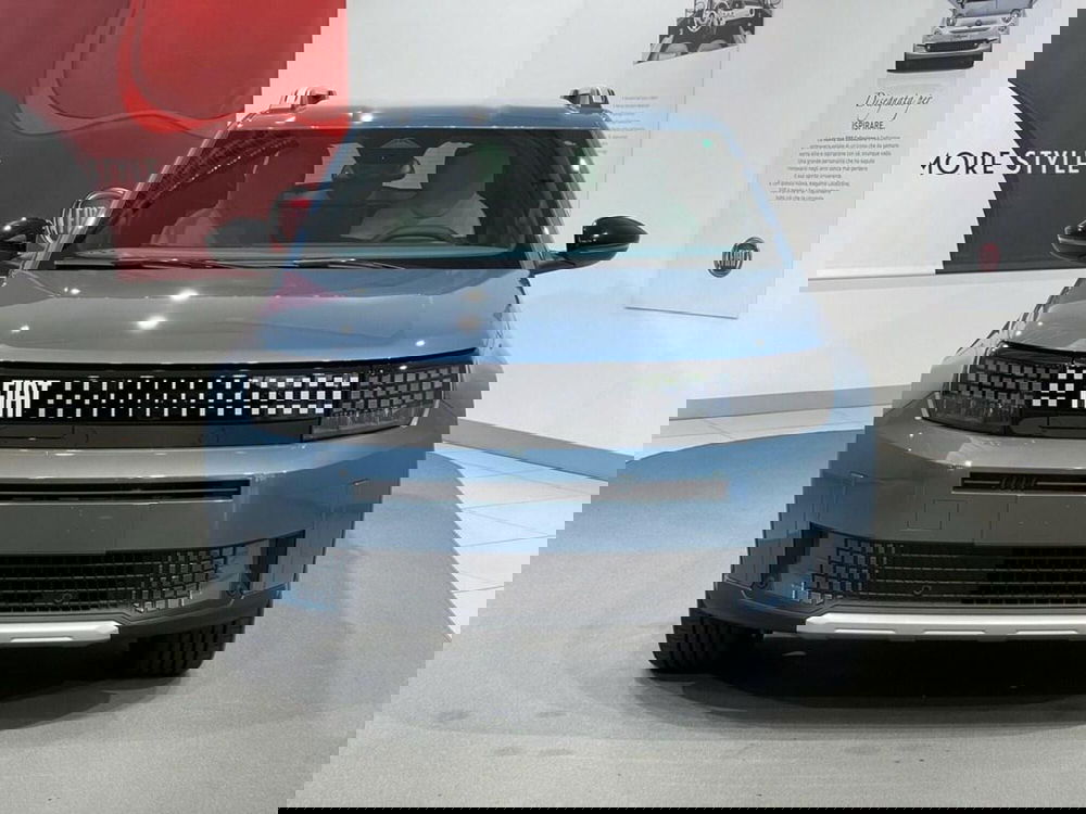 Fiat Grande Panda nuova a Sondrio (8)