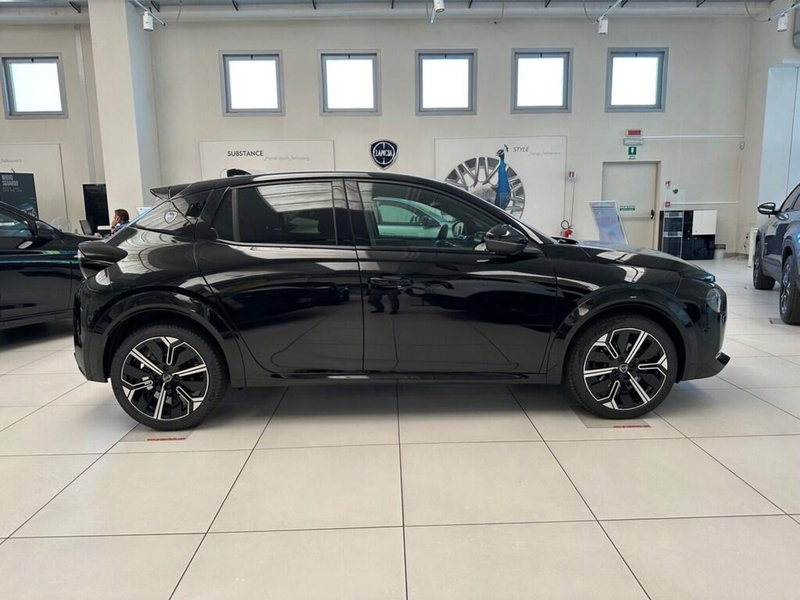 Lancia Ypsilon nuova a Sondrio (6)