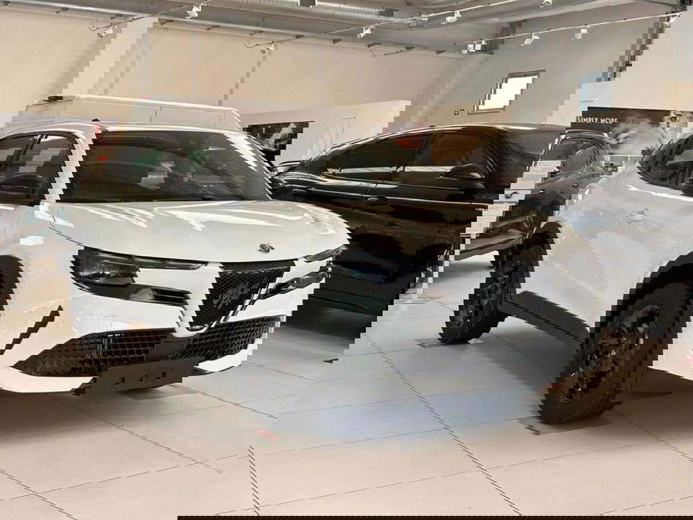 Alfa Romeo Junior nuova a Sondrio (7)