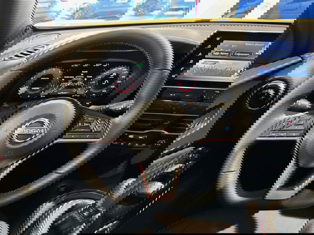 Nissan Juke nuova a Sondrio (14)