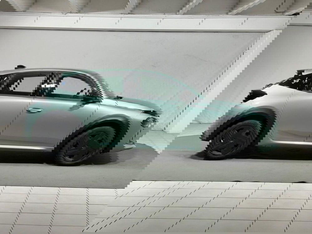 Lancia Ypsilon nuova a Sondrio (6)