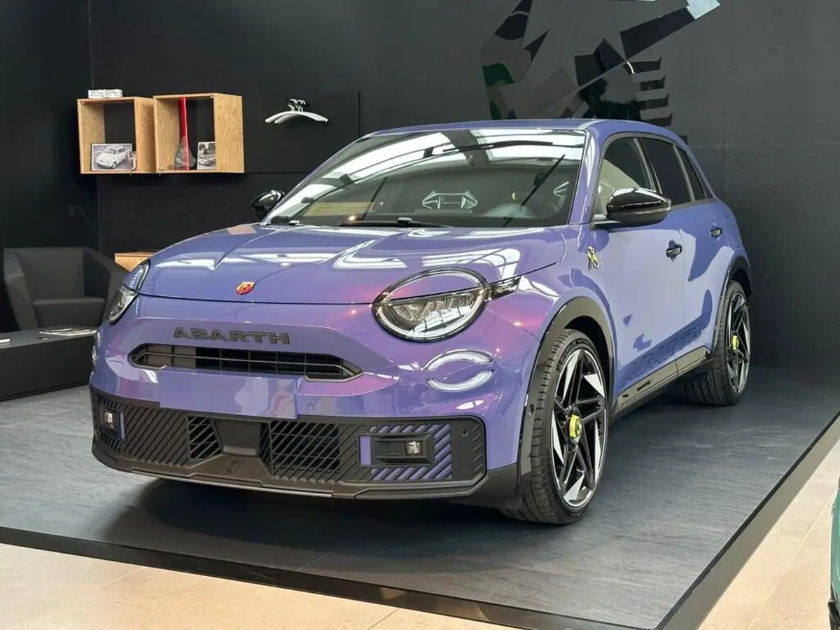 Abarth 600e nuova a Sondrio