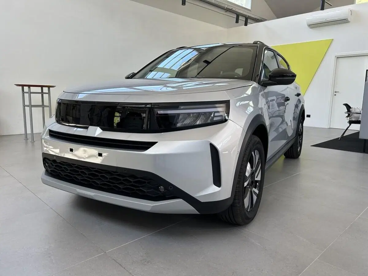 Opel Frontera nuova a Sondrio