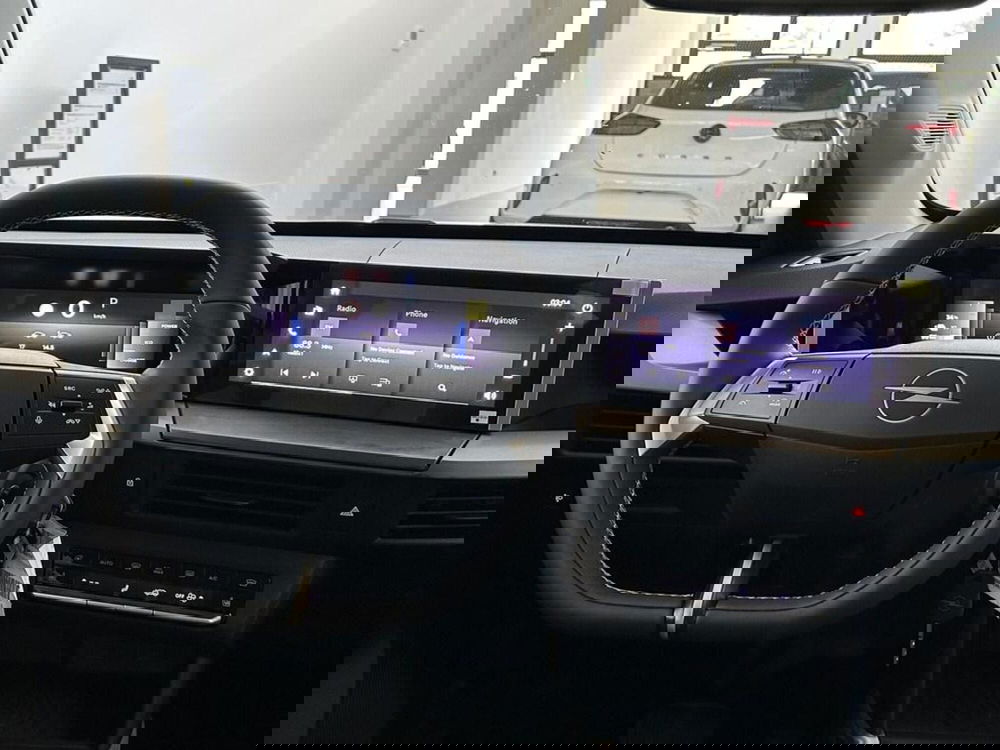 Opel Frontera nuova a Sondrio (13)