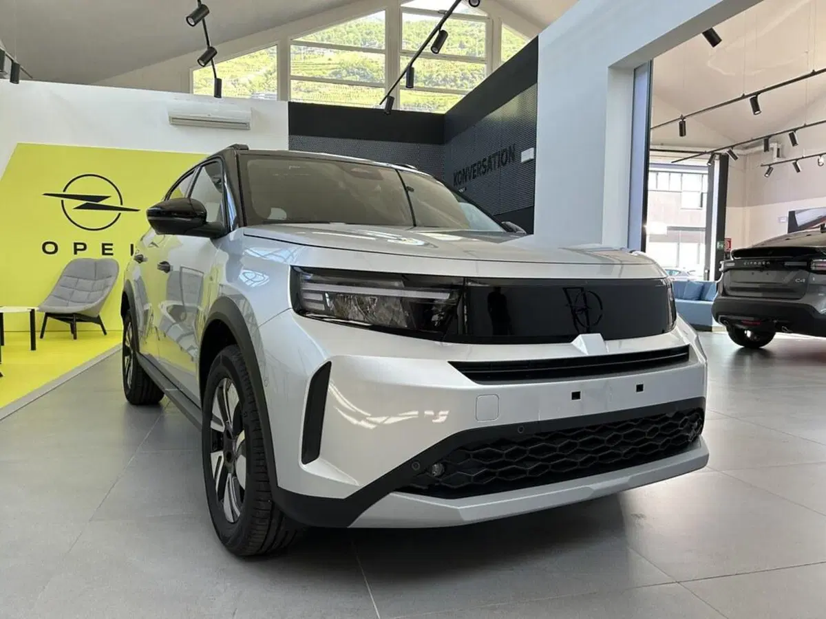Opel Frontera nuova a Sondrio (6)