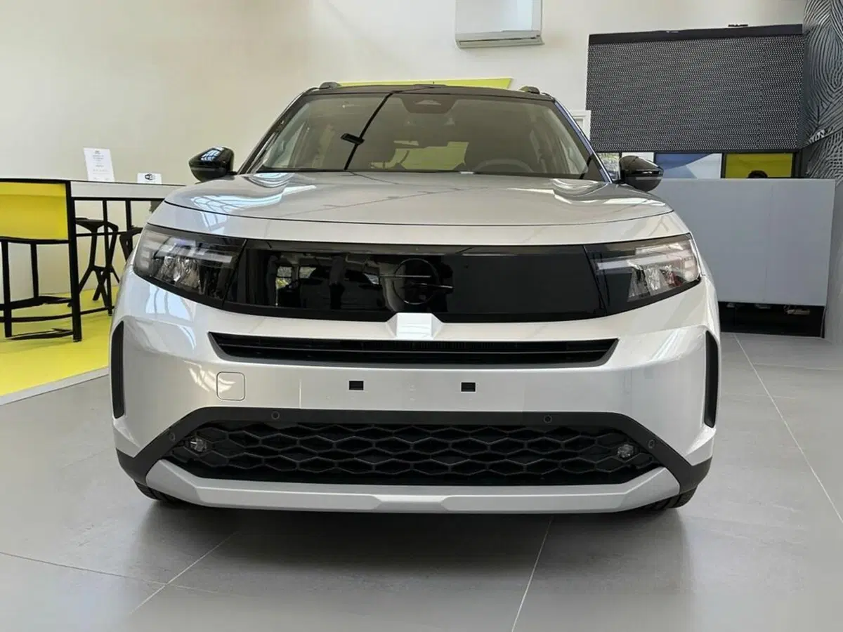 Opel Frontera nuova a Sondrio (7)