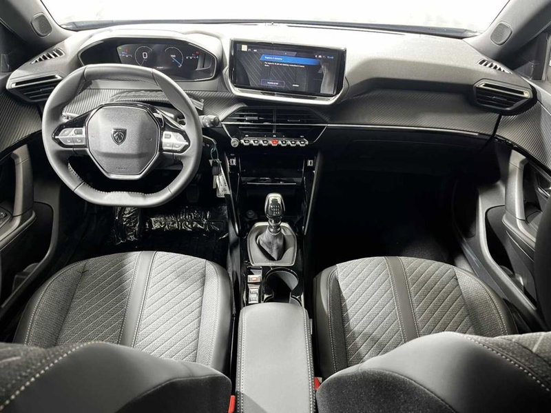 Peugeot 2008 nuova a Sondrio (12)