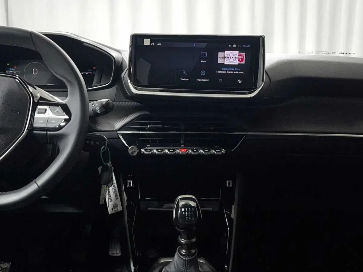 Peugeot 2008 nuova a Sondrio (13)