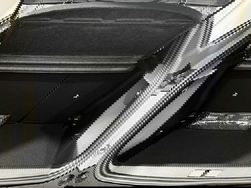 Peugeot 2008 nuova a Sondrio (15)