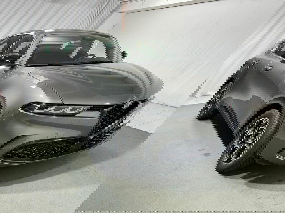 Alfa Romeo Tonale nuova a Sondrio (7)