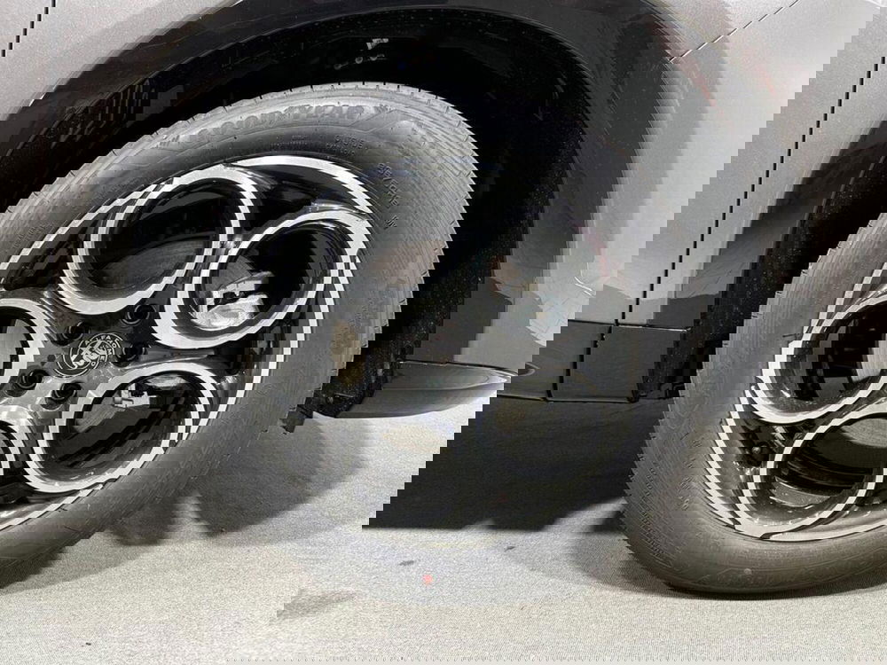 Alfa Romeo Tonale nuova a Sondrio (9)