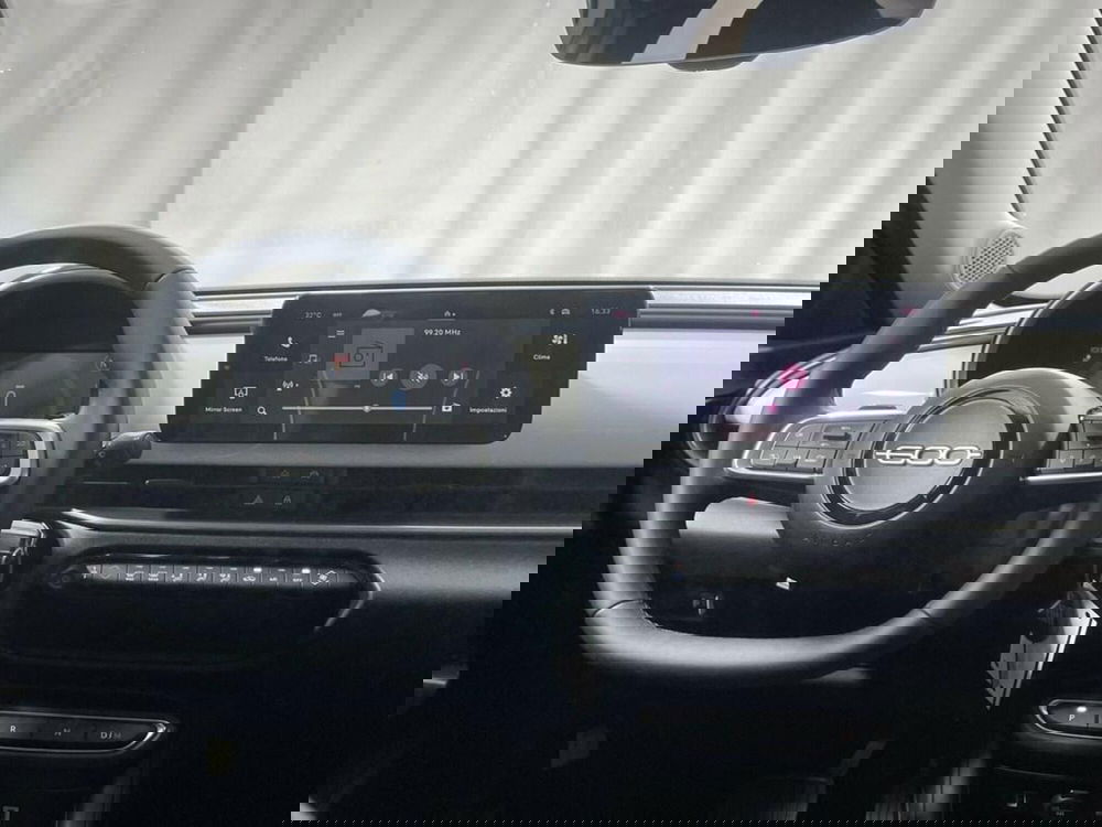 Fiat 600 nuova a Sondrio (14)