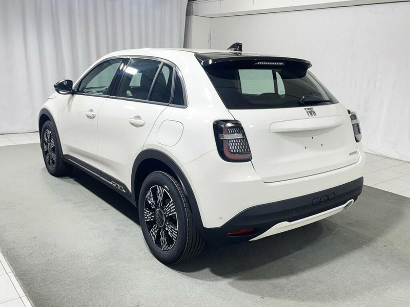 Fiat 600 nuova a Sondrio (3)