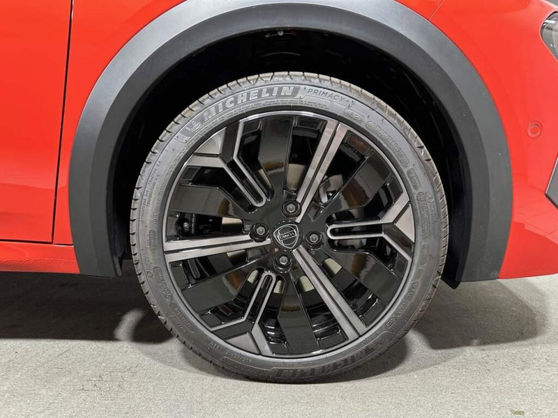 Lancia Ypsilon nuova a Sondrio (9)