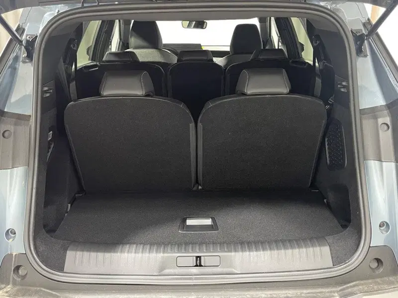 Peugeot 5008 nuova a Sondrio (15)