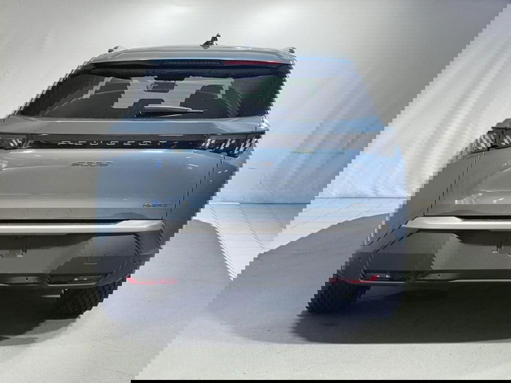 Peugeot 5008 nuova a Sondrio (4)