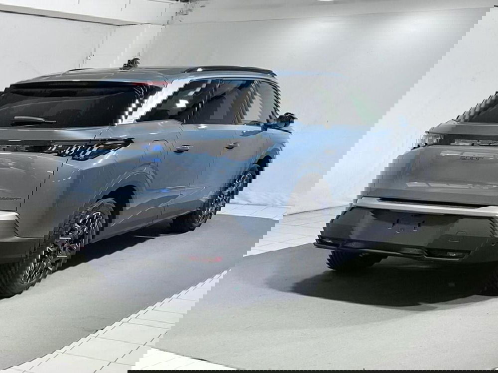 Peugeot 5008 nuova a Sondrio (5)