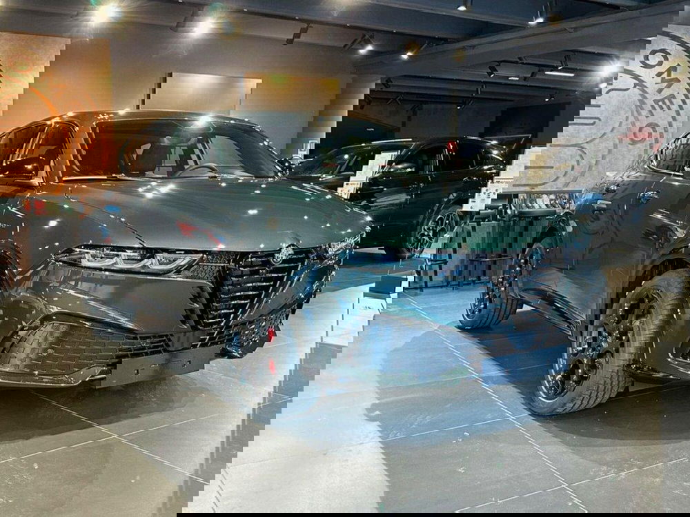 Alfa Romeo Tonale nuova a Sondrio (6)