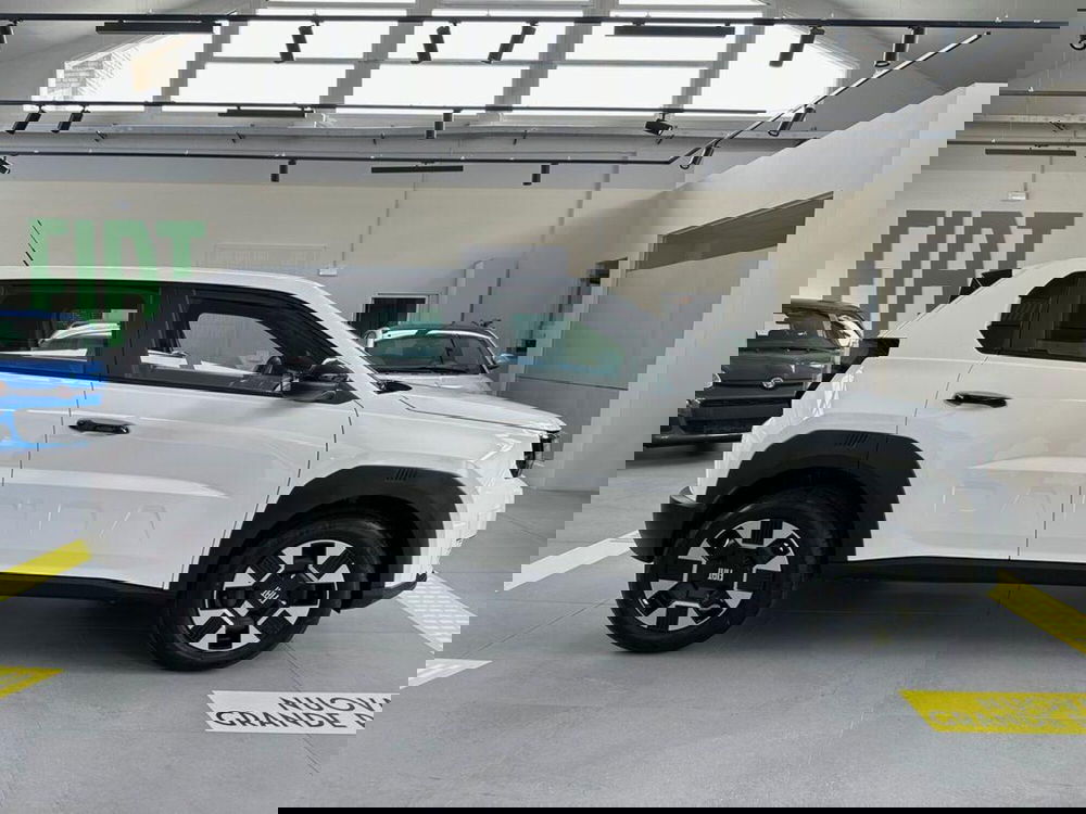 Fiat Grande Panda nuova a Sondrio (6)