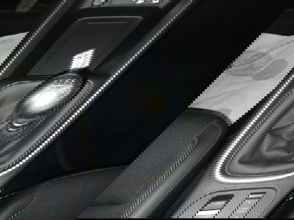 Jeep Avenger usata a Lecce (17)