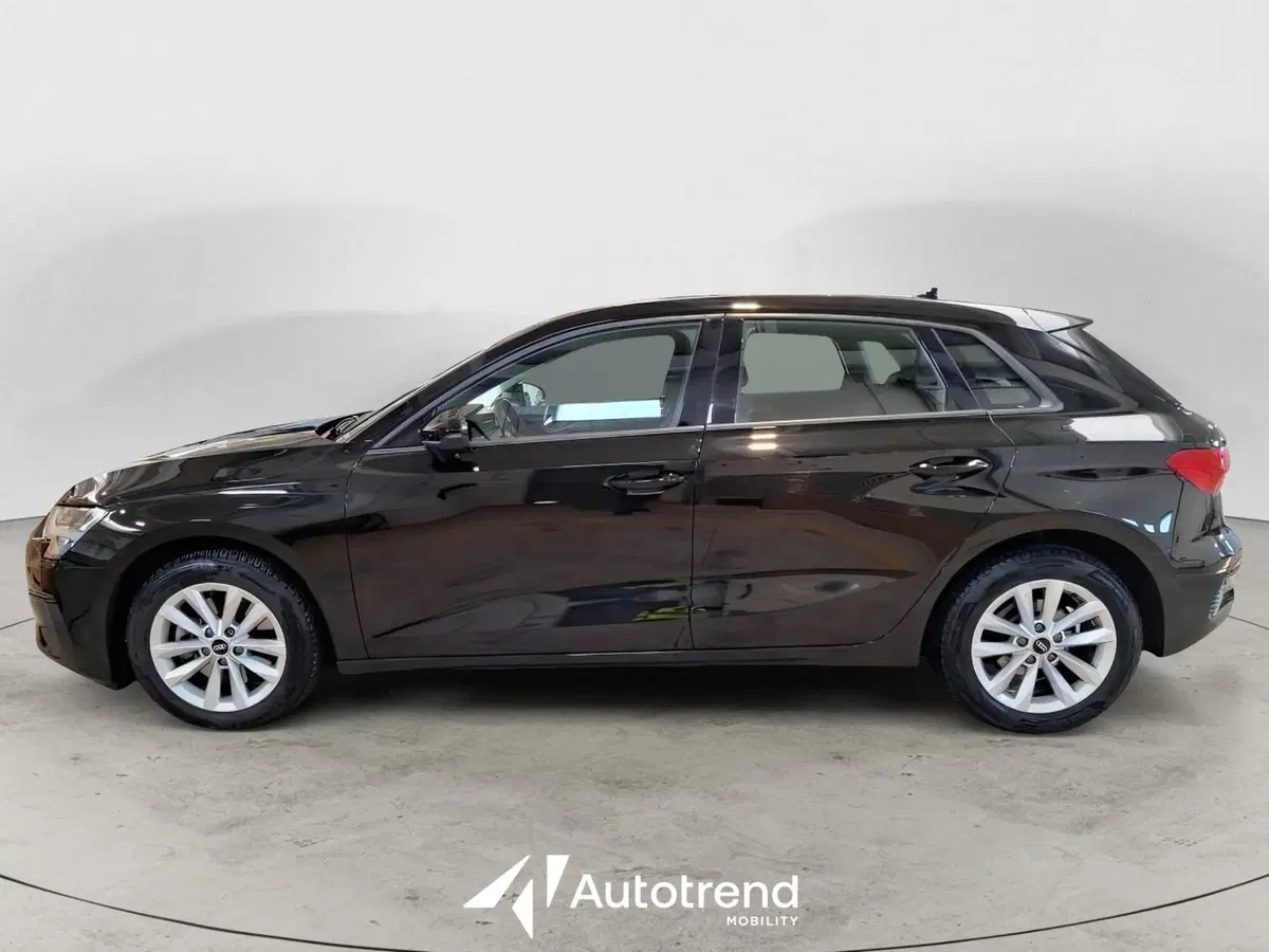 Audi A3 Sportback usata a Bari (4)