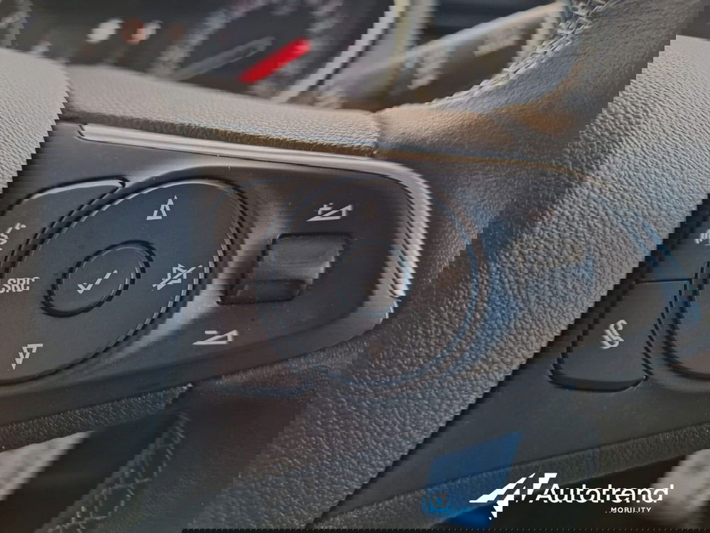 Opel Crossland usata a Bari (12)