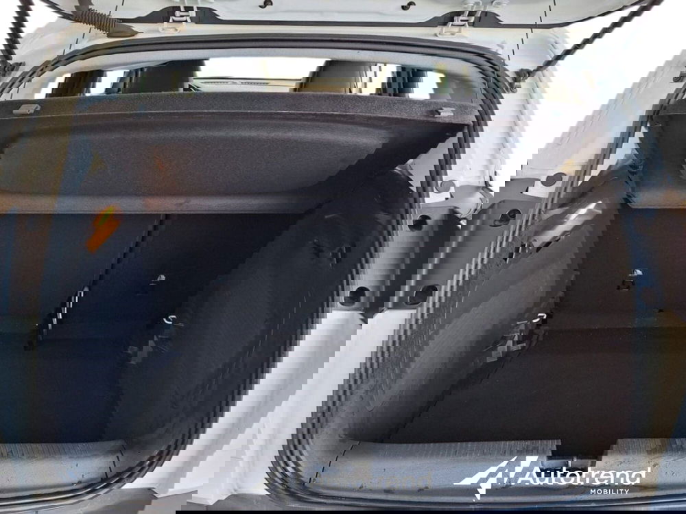 Opel Crossland usata a Bari (16)