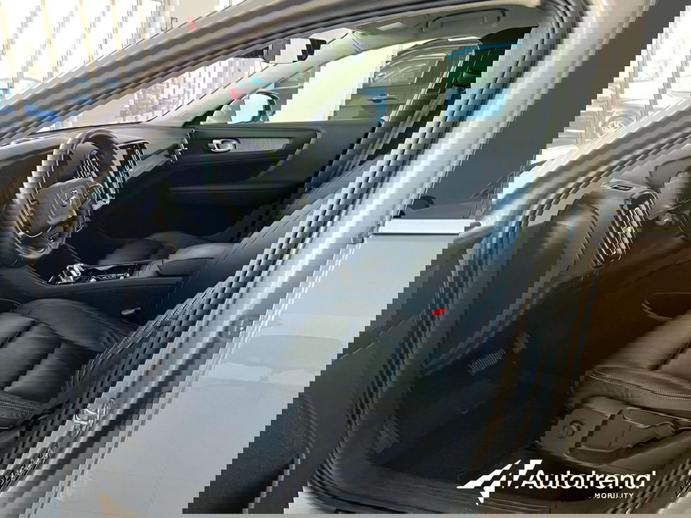 Volvo XC40 usata a Bari (8)