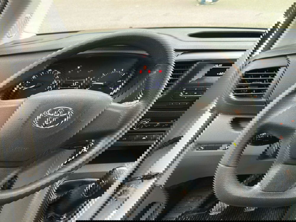 Toyota Proace usata a Milano (12)