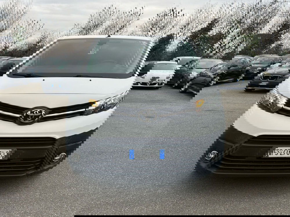 Toyota Proace usata a Milano (2)