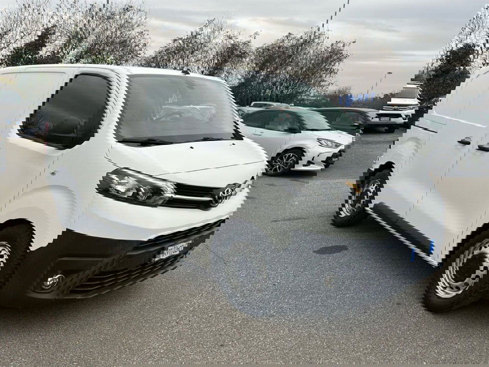 Toyota Proace usata a Milano (8)