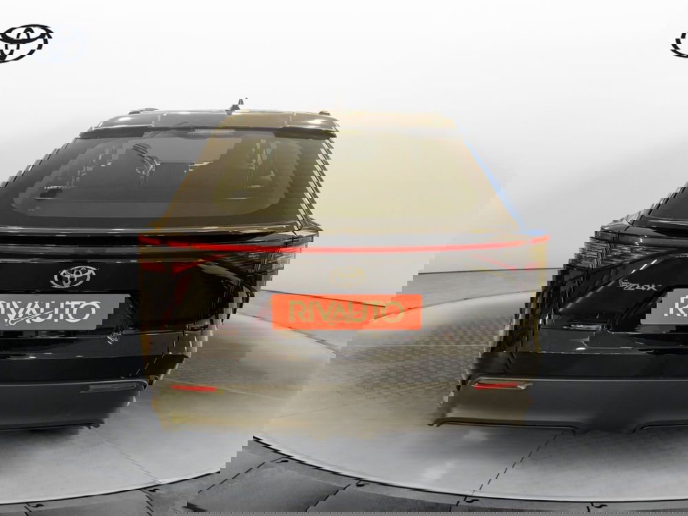 Toyota bZ4X nuova a Como (4)