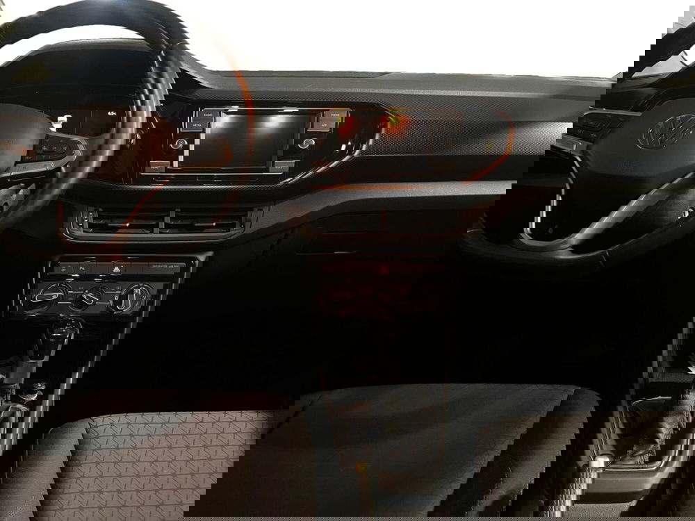 Volkswagen T-Cross usata a Modena (10)