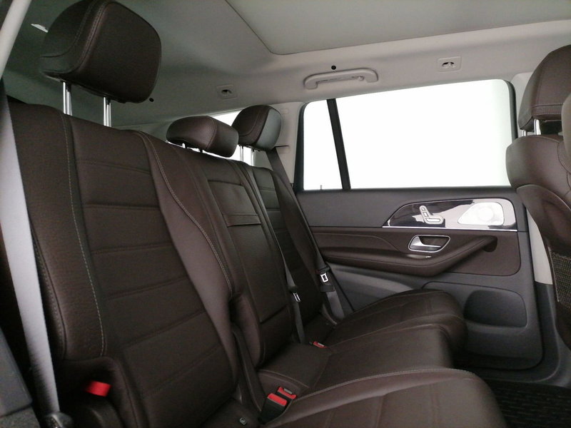 Mercedes-Benz GLS SUV usata a Roma (8)