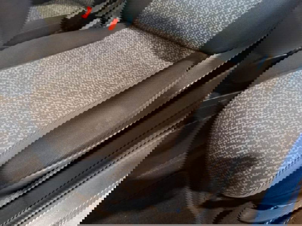 Lancia Ypsilon usata a Salerno (13)