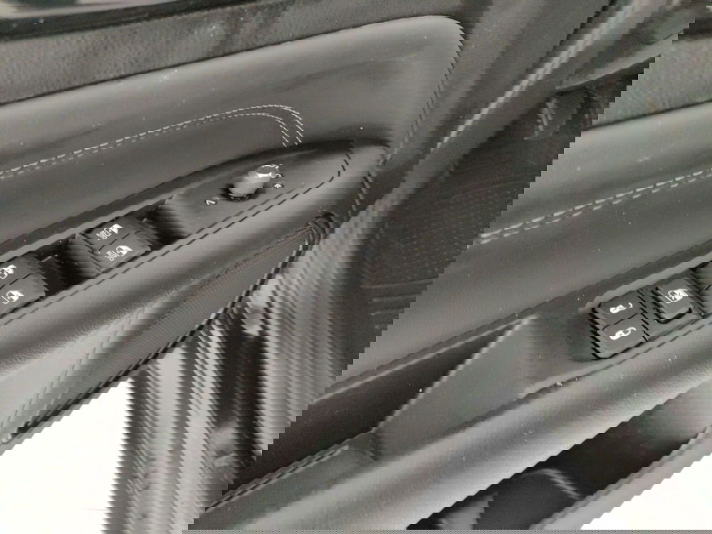 Jeep Compass usata a Caserta (17)